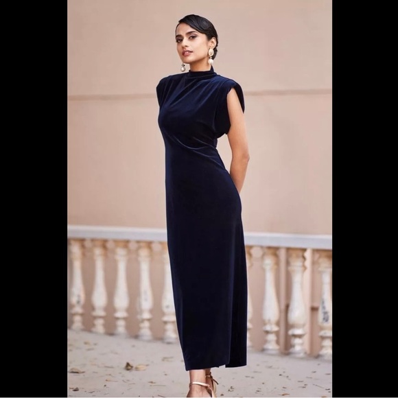 🌑 NWT Zara Velvet Dress Navy - Minor defects (L) - Picture 1 of 17
